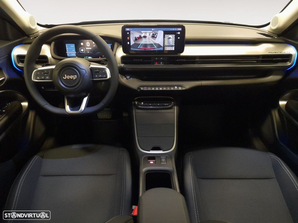 Jeep Avenger - 10