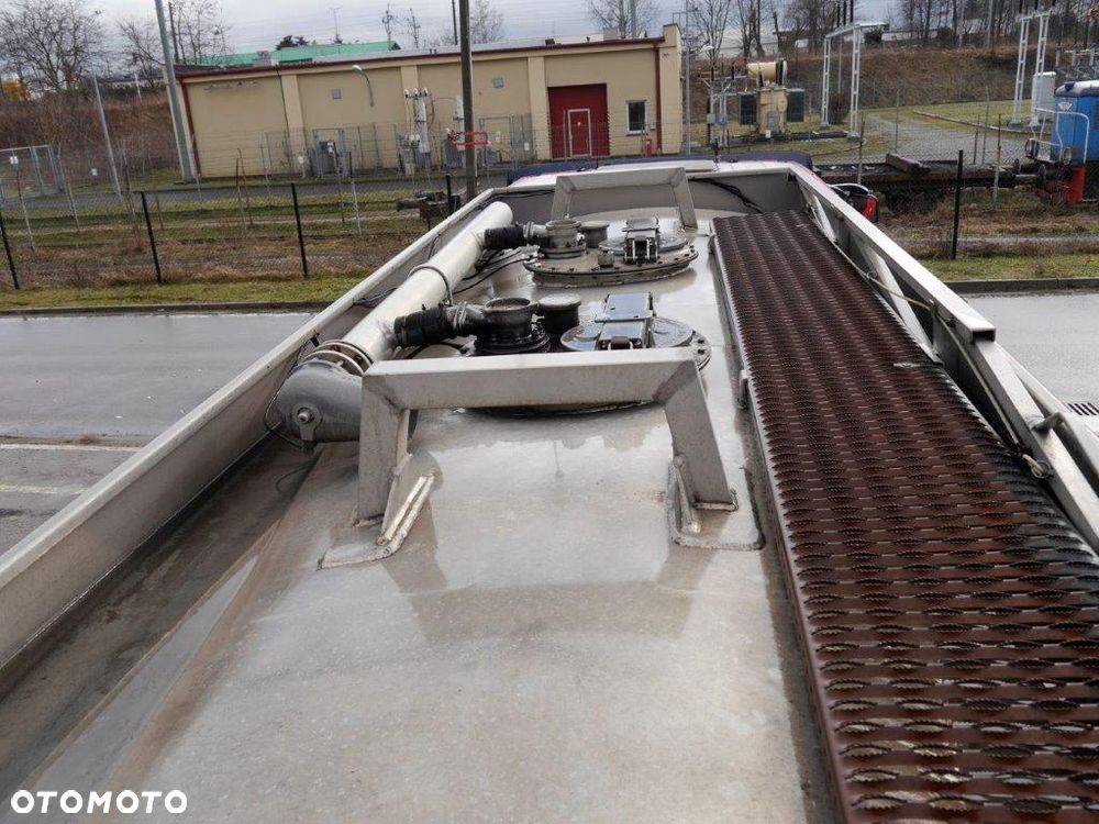 Iveco Eurocargo ML 180E28/P4 - 23