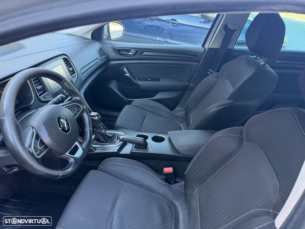 Renault Mégane Sport Tourer 1.5 Blue dCi Zen - 7