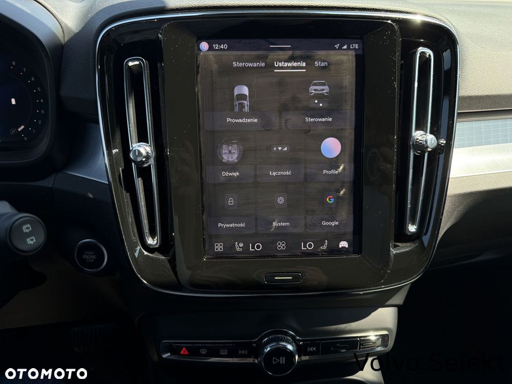 Volvo XC 40 - 25