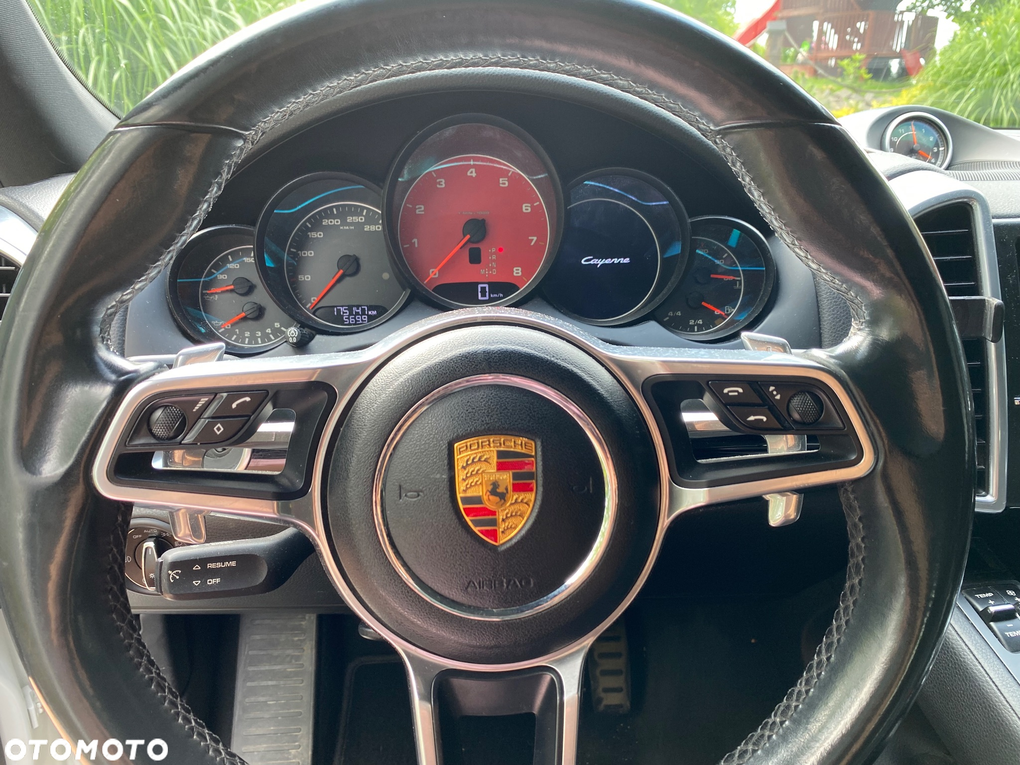 Porsche Cayenne Standard - 6