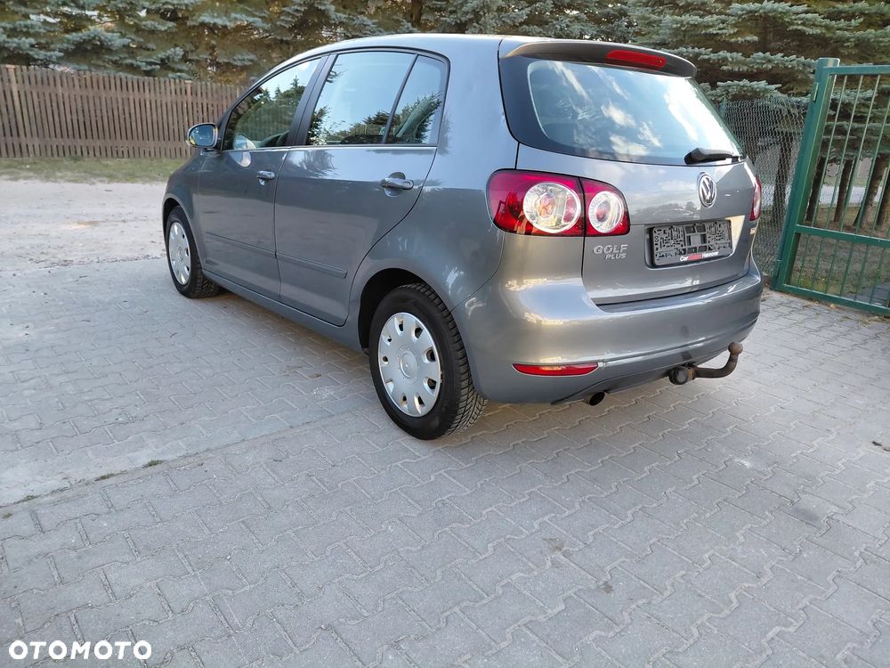 Volkswagen Golf Plus 1.6 TDI DPF Comfortline - 12