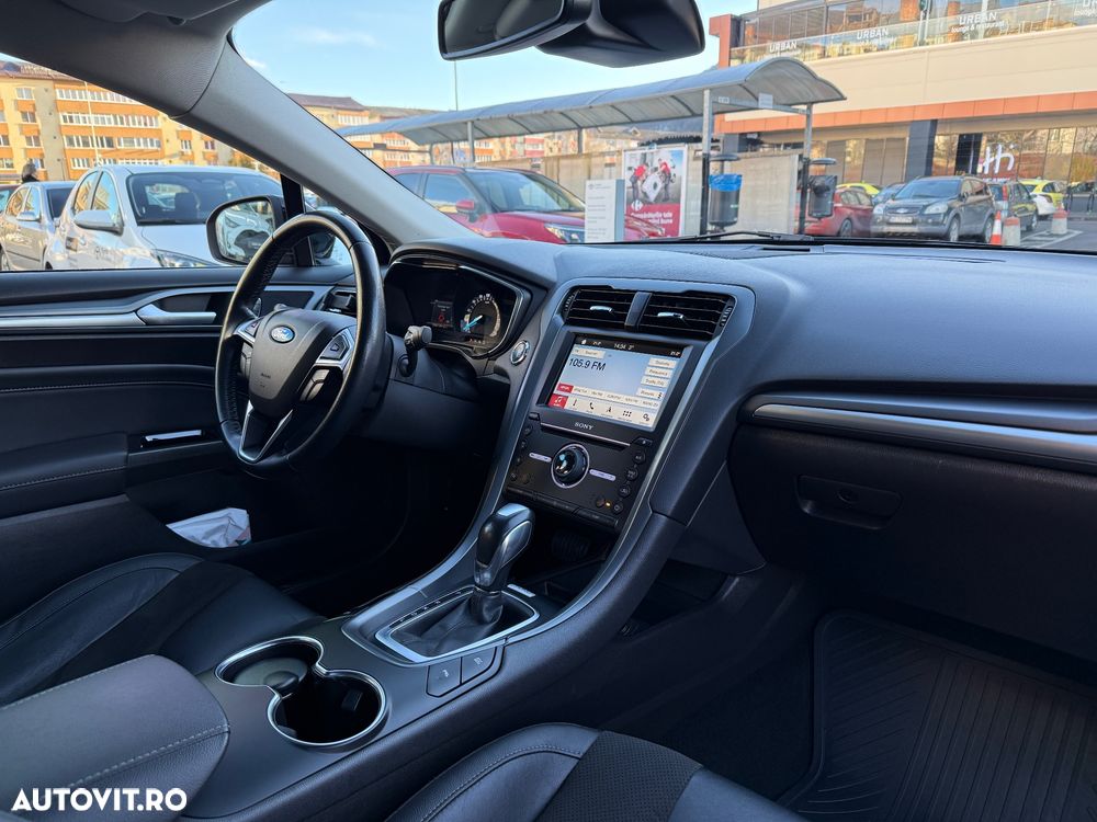 Ford Mondeo 2.0 HEV Titanium - 20