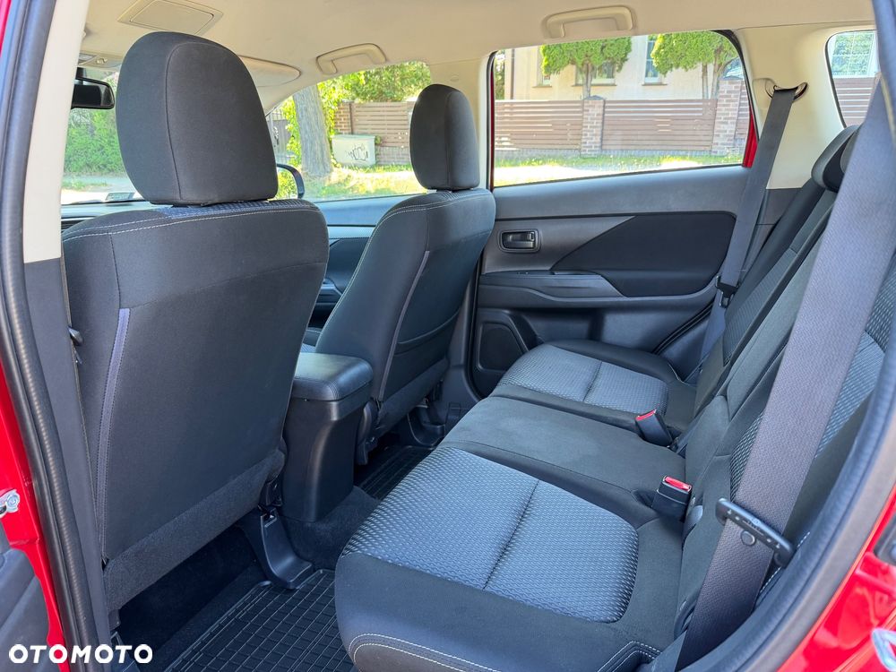 Mitsubishi Outlander 2.0 City Style 2WD - 23