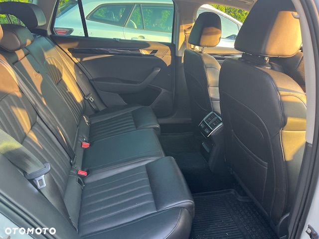 Skoda Superb 1.8 TSI L&K DSG - 5