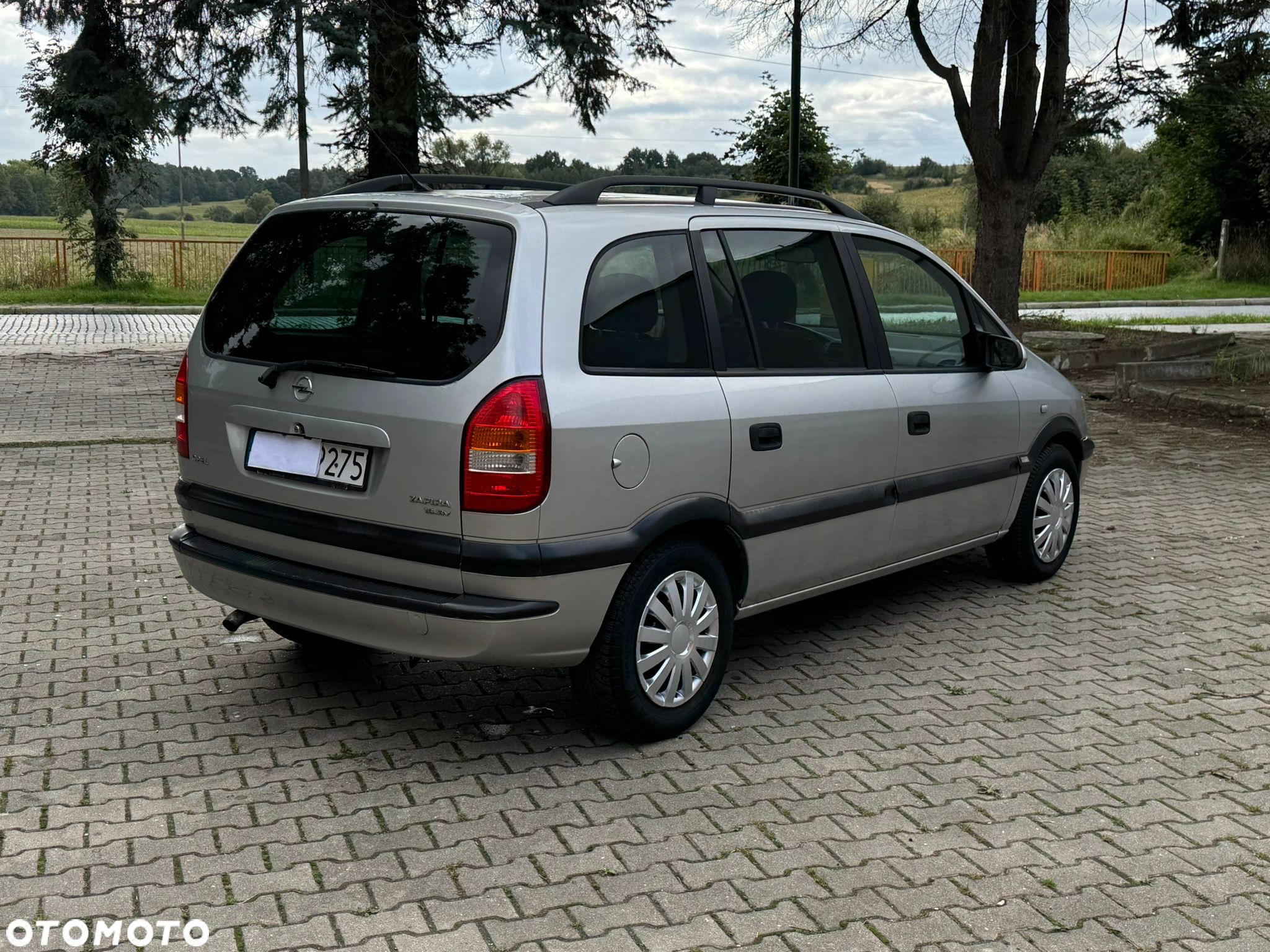 Opel Zafira 1.6 16V Comfort - 6