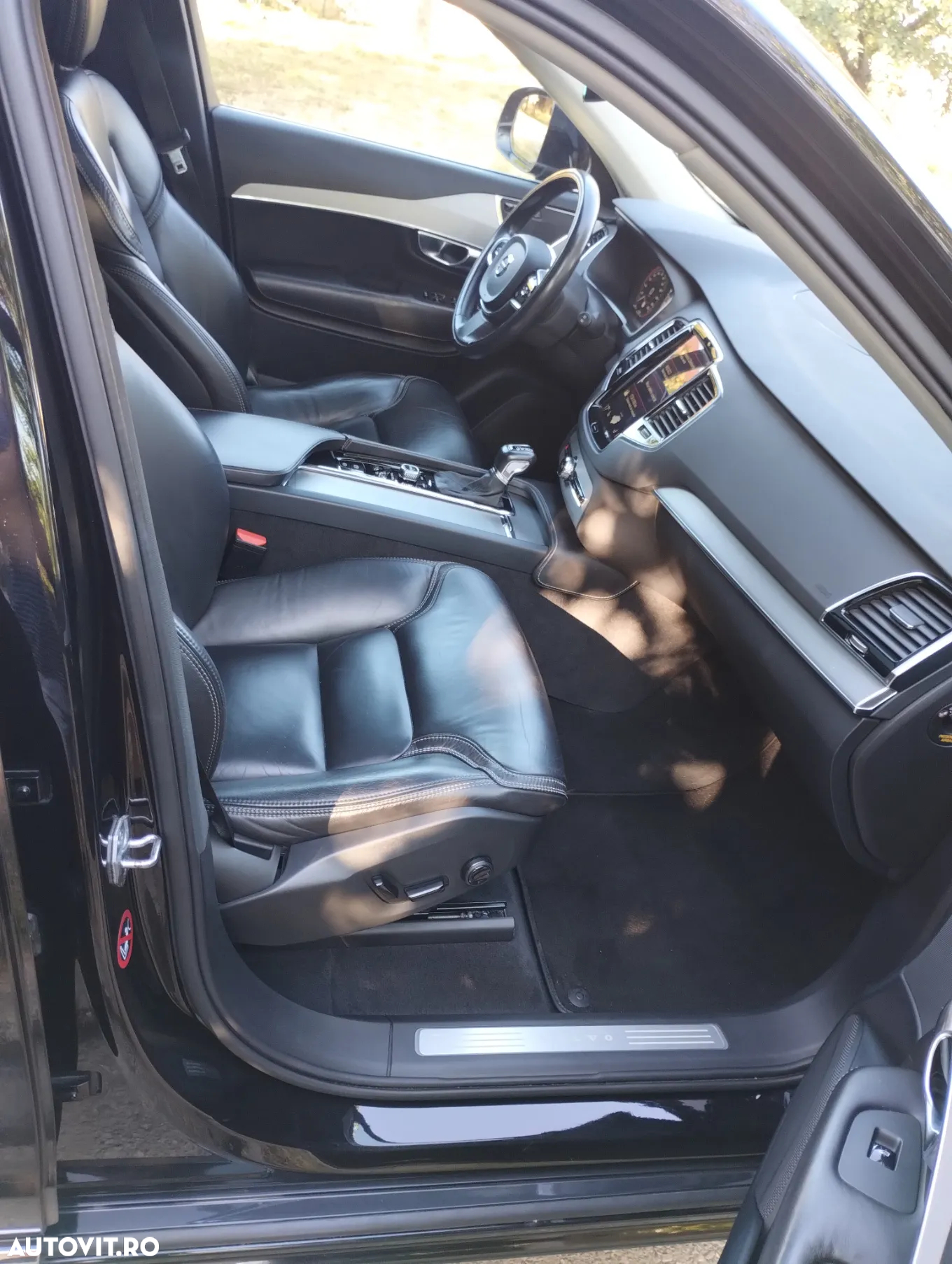 Volvo XC 90 D5 AWD Geartronic Inscription - 11