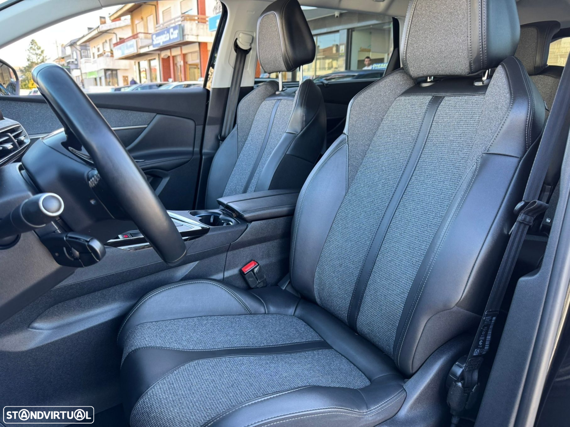 Peugeot 5008 1.5 BlueHDi Allure - 9