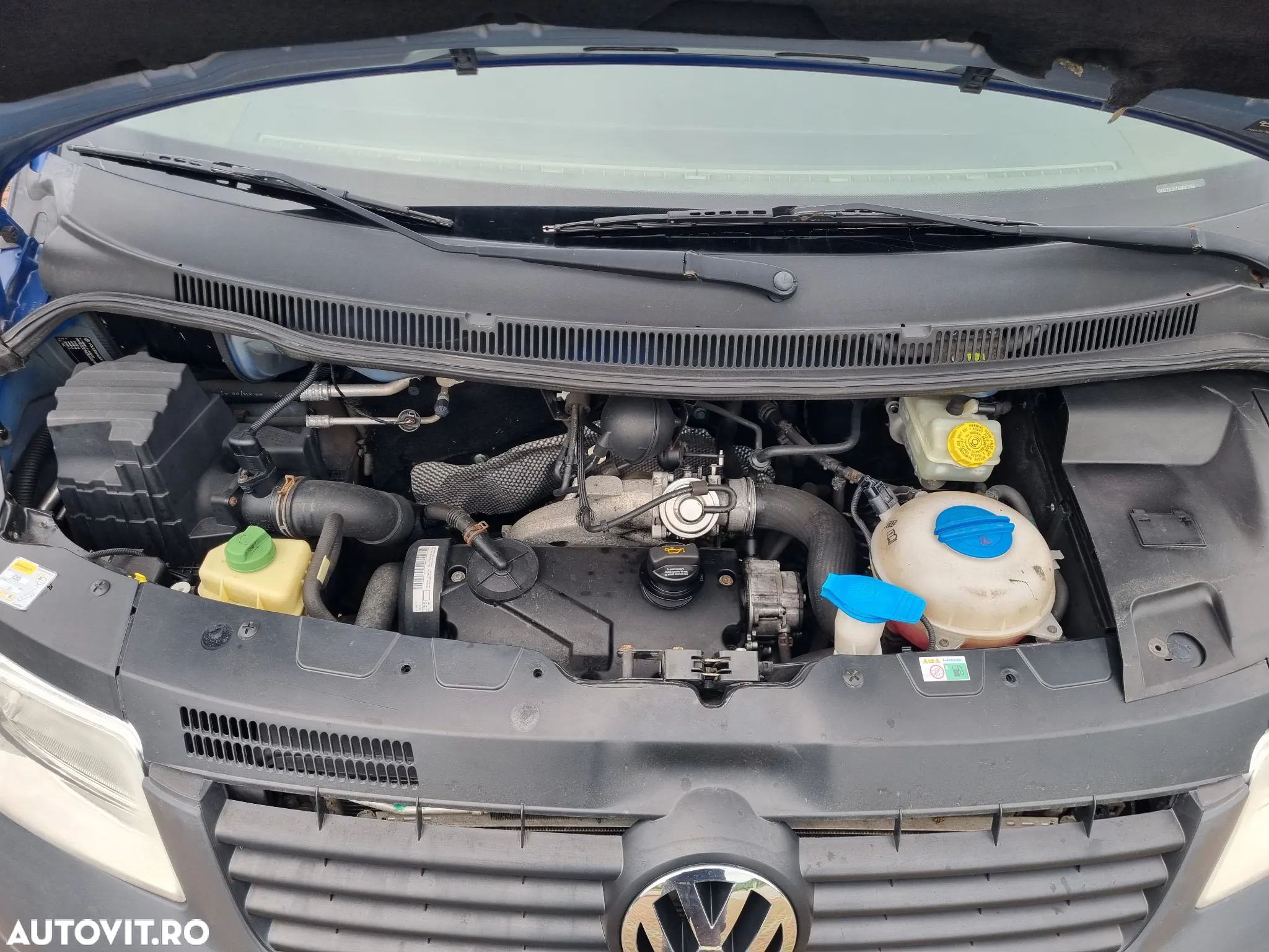 Volkswagen Transporter Caravelle DPF Trendline Scurt - 7