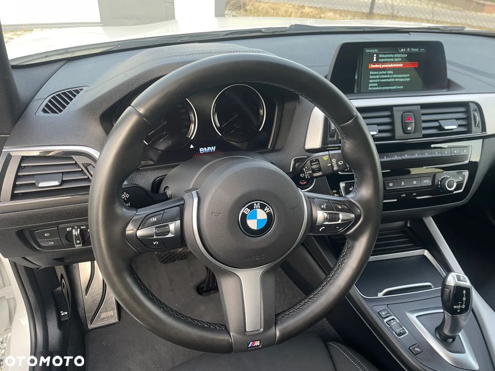 BMW Seria 1 118i Edition M Sport Shadow - 14