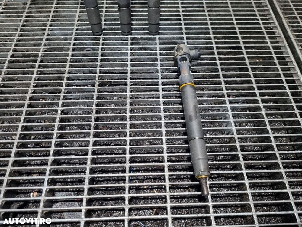 Injector SsangYong Tivoli 1.6 D 2015 - 2019 115CP D16DTF (1290) Diesel A6730170021 - 2