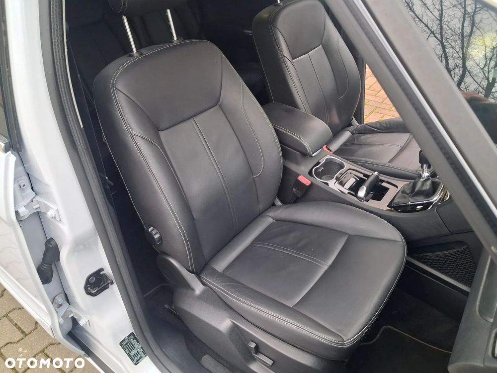 Ford S-Max 2.0 TDCi Titanium - 15