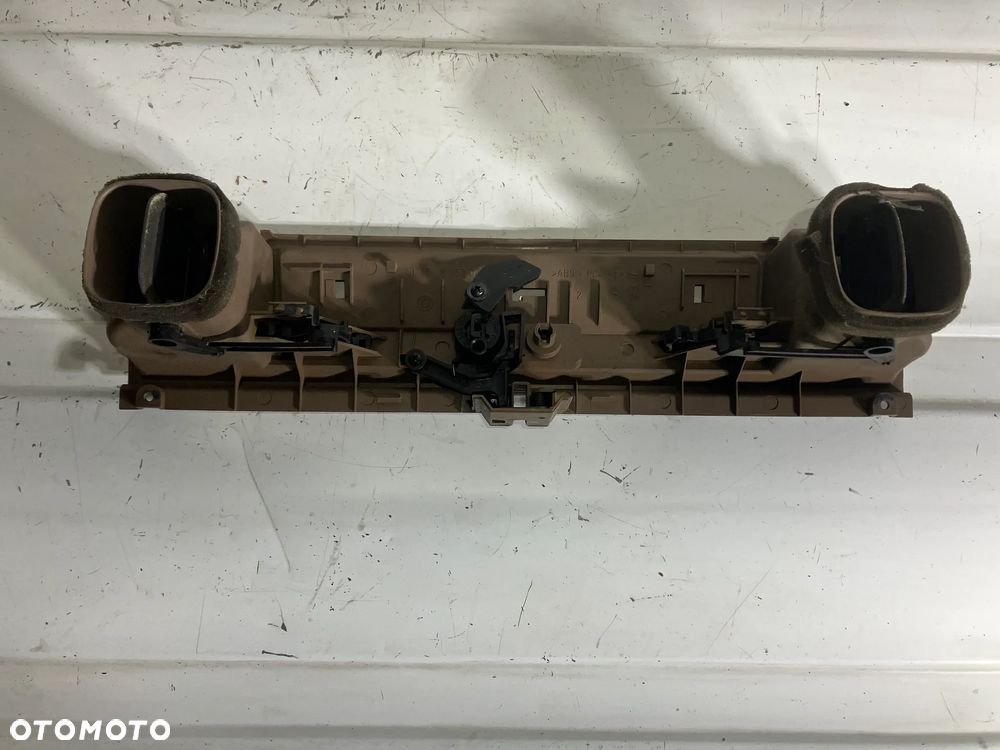 SCHOWEK PASAŻERA BMW E36 COUPE CABRIO BEŻOWY BEIGE LIFT KRATKI NAWIEWU KRATKA 8162022 8153013 - 6