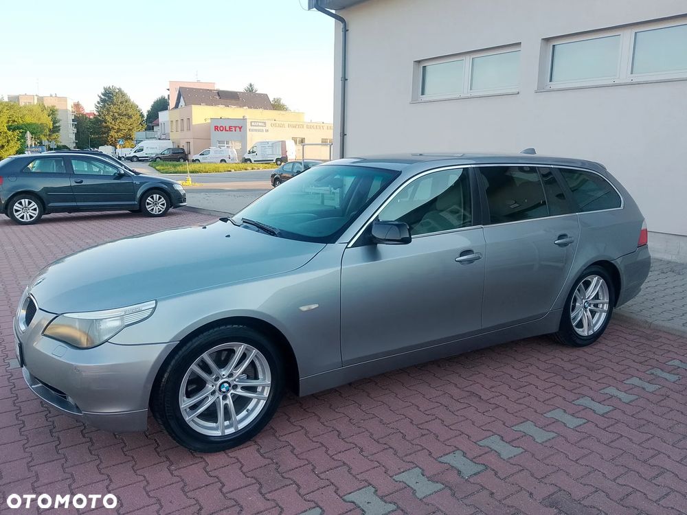 BMW Seria 5 520d - 5
