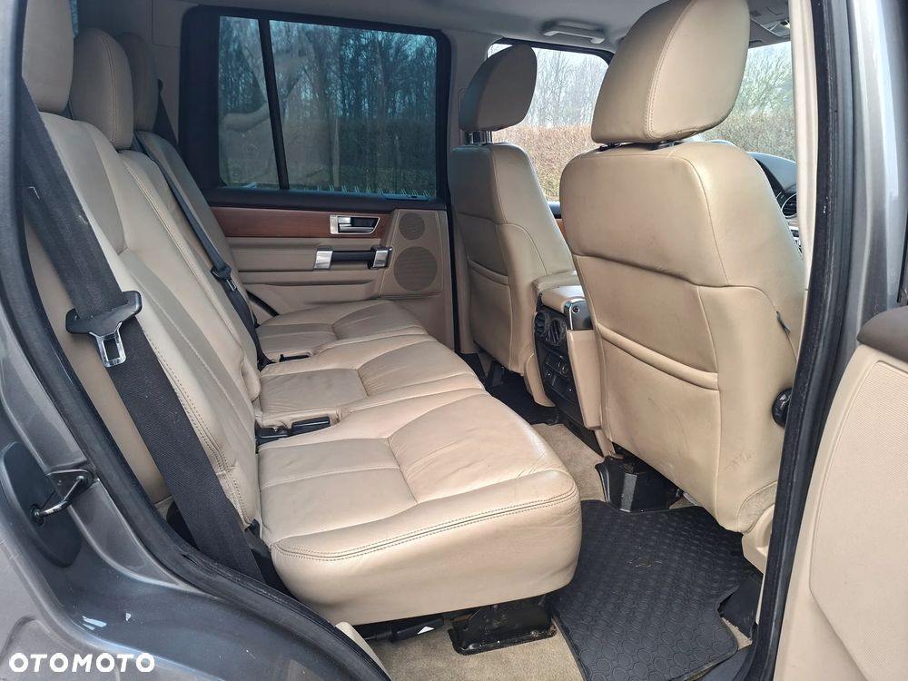 Land Rover Discovery 3.0D V6 HSE - 9