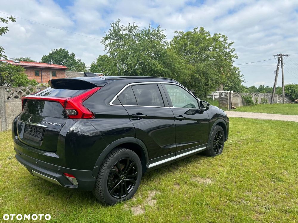 Mitsubishi Eclipse Cross - 11