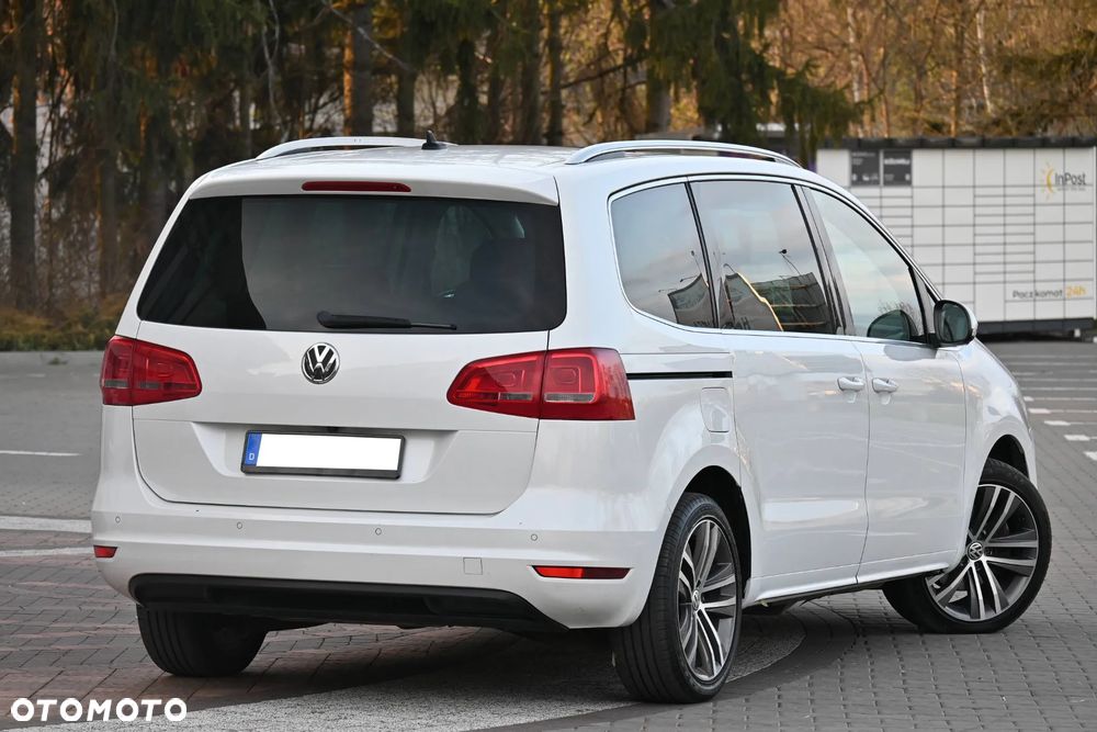 Volkswagen Sharan 2.0 TDI DSG Highline - 16