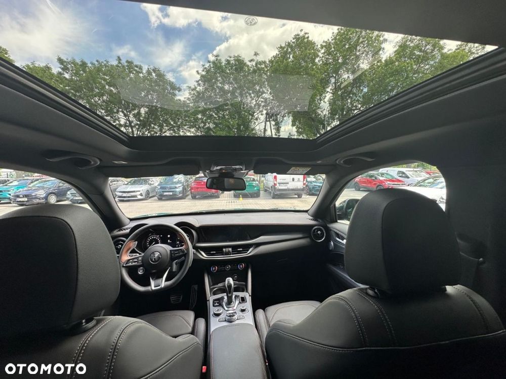 Alfa Romeo Stelvio - 20