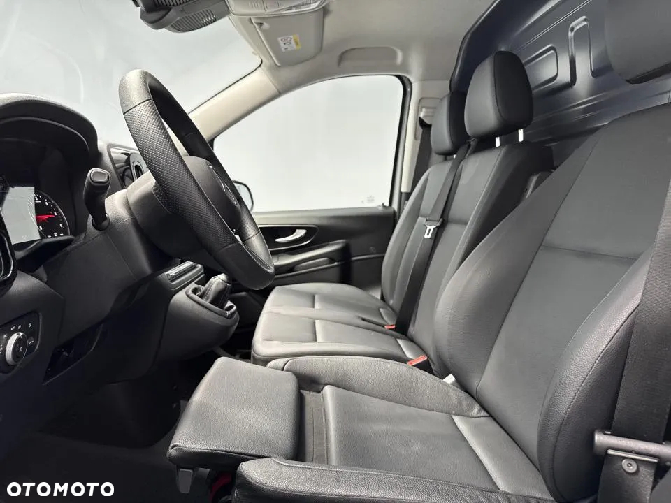 Mercedes-Benz Vito - 13