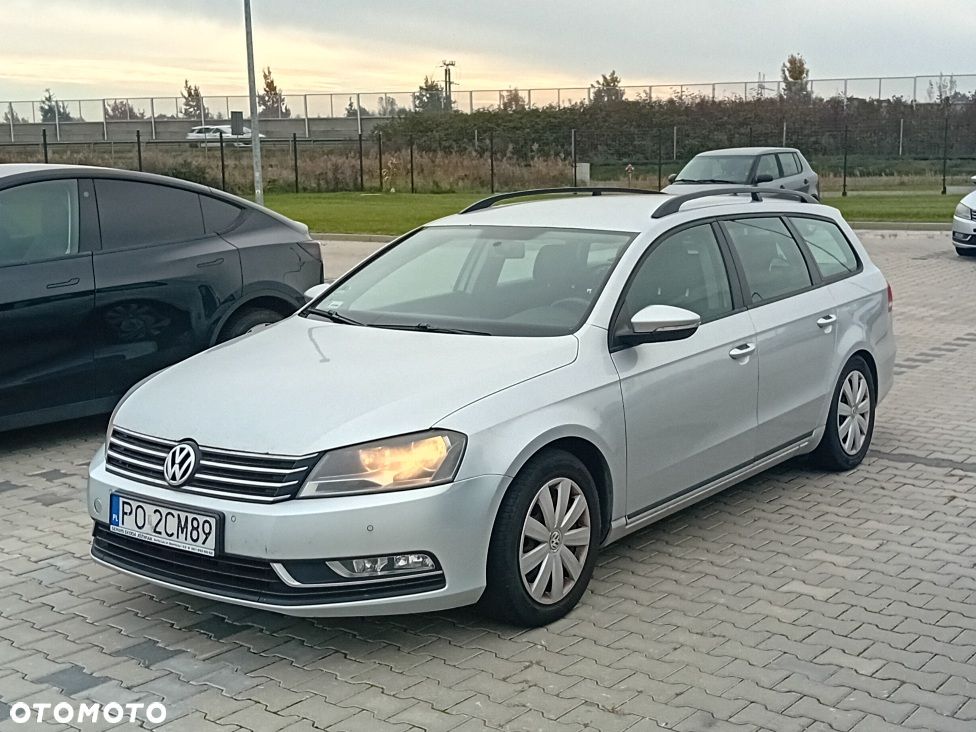 Volkswagen Passat 2.0 TDI DPF Trendline DSG - 1