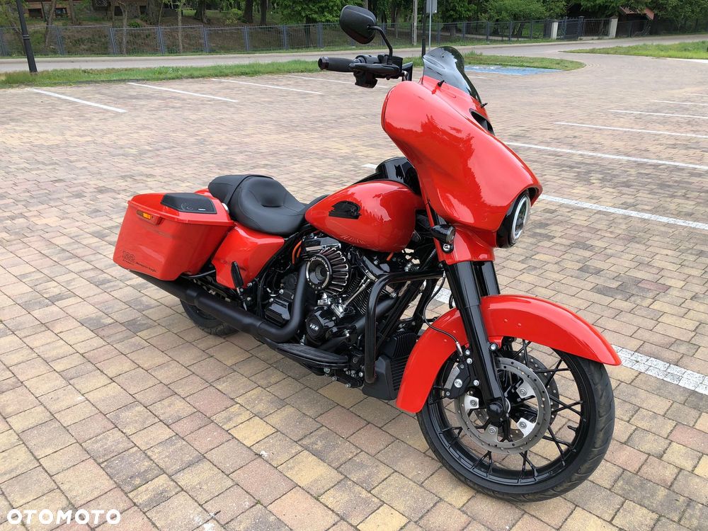 Harley-Davidson Touring Street Glide - 19