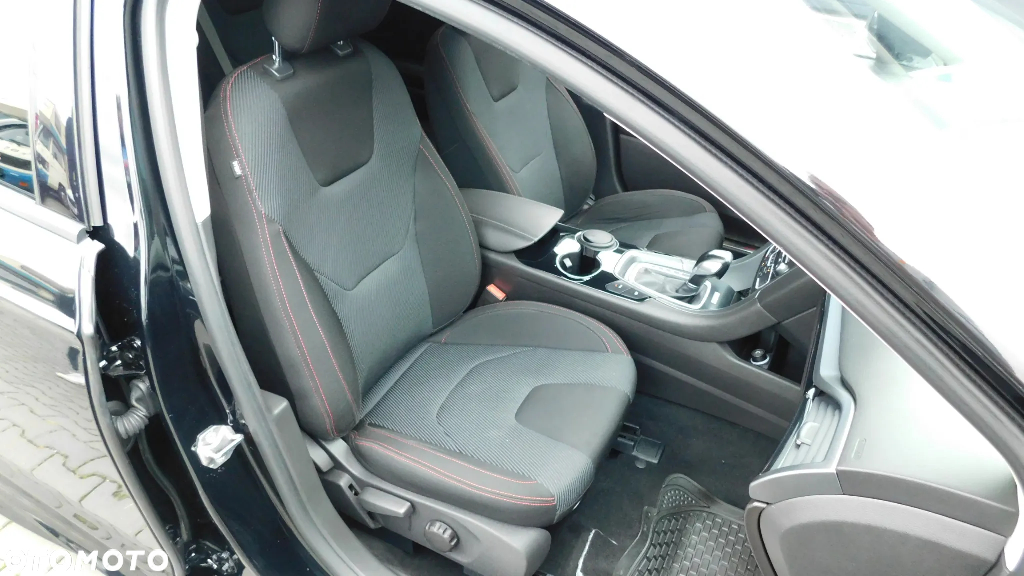 Ford Mondeo 2.0 EcoBlue ST-Line Plus - 16