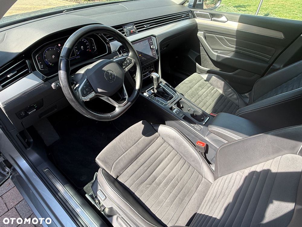 Volkswagen Passat 2.0 TSI Elegance DSG - 7