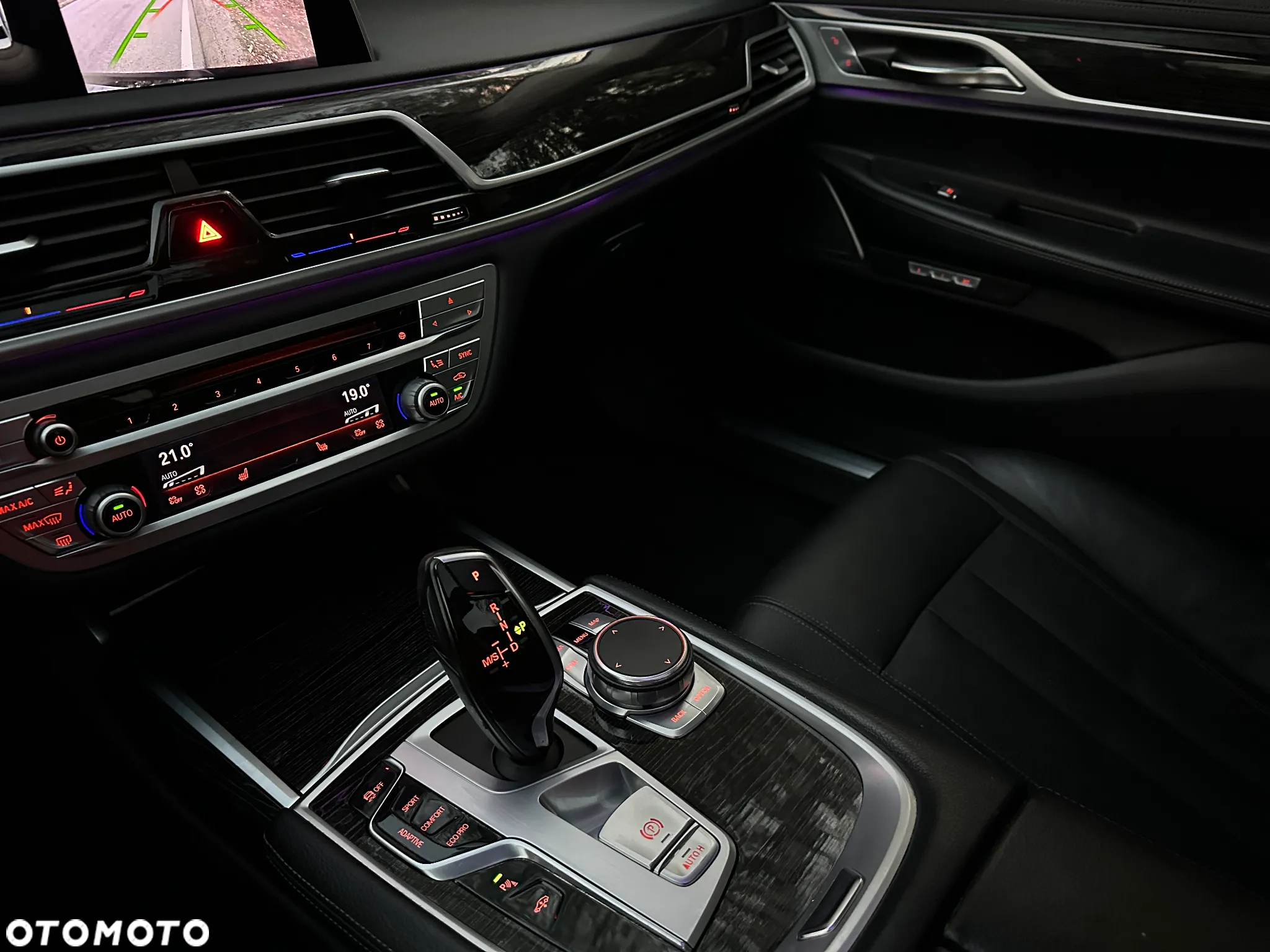 BMW Seria 7 740Li - 15