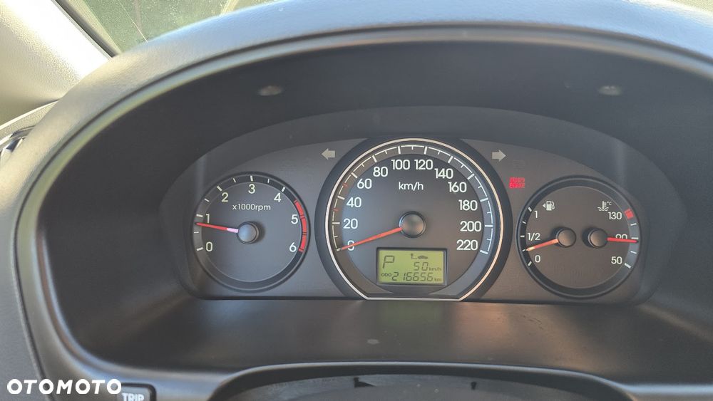 Hyundai H-1 - 3