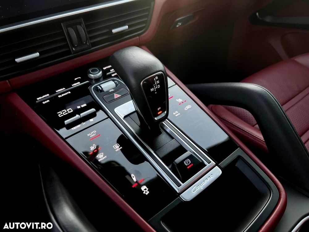 Porsche Cayenne Tiptronic S - 14