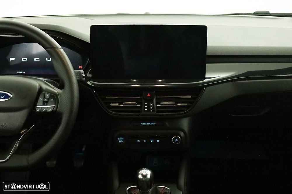 Ford Focus 1.0 EcoBoost MHEV ST-Line X - 9