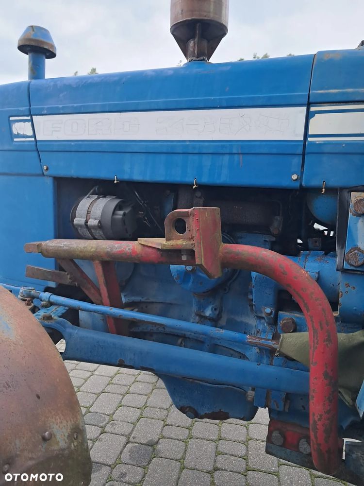 Ford 3000 - 25