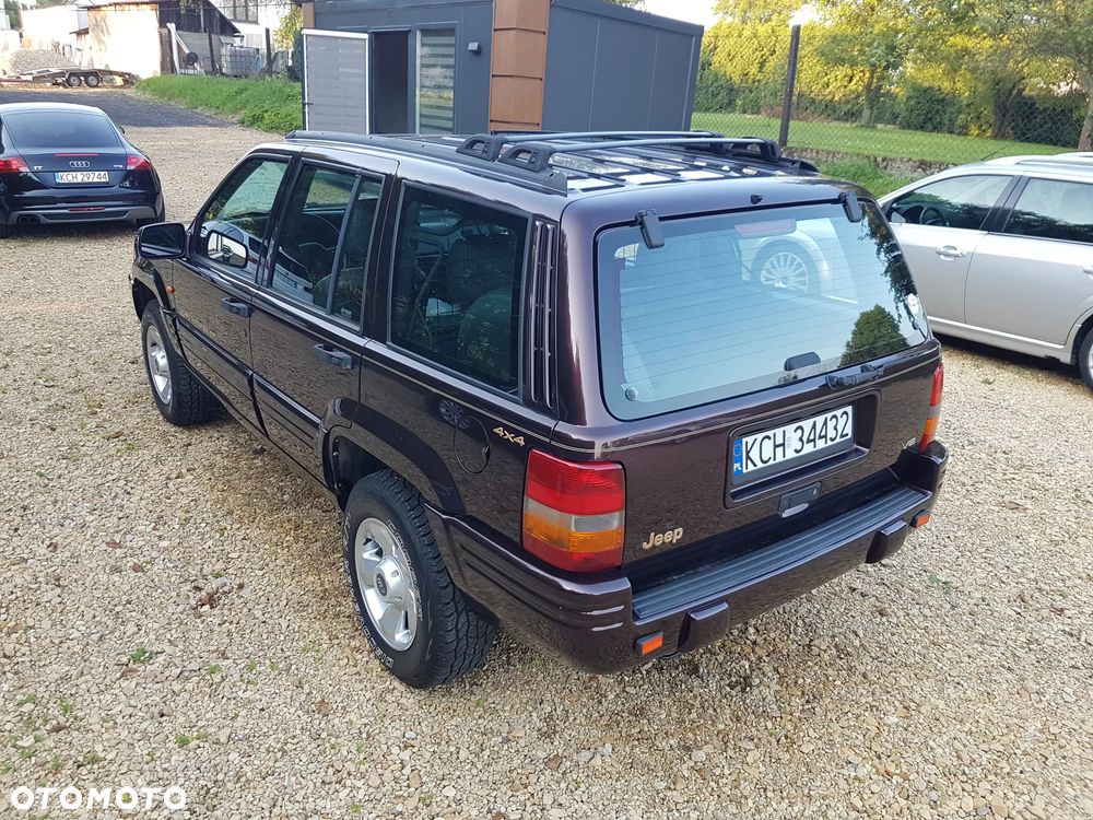 Jeep Grand Cherokee - 9