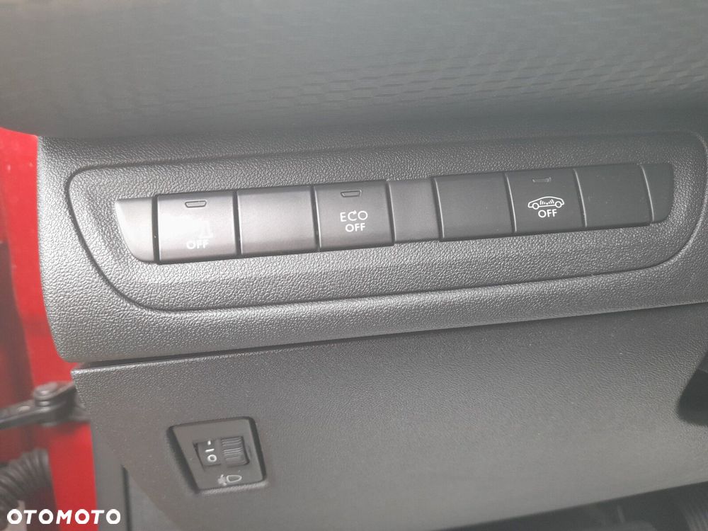 Peugeot 2008 1.2 Pure Tech Style S&S EAT6 - 14