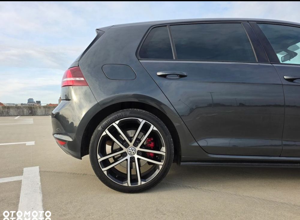 Volkswagen Golf 2.0 TDI BMT GTD - 23