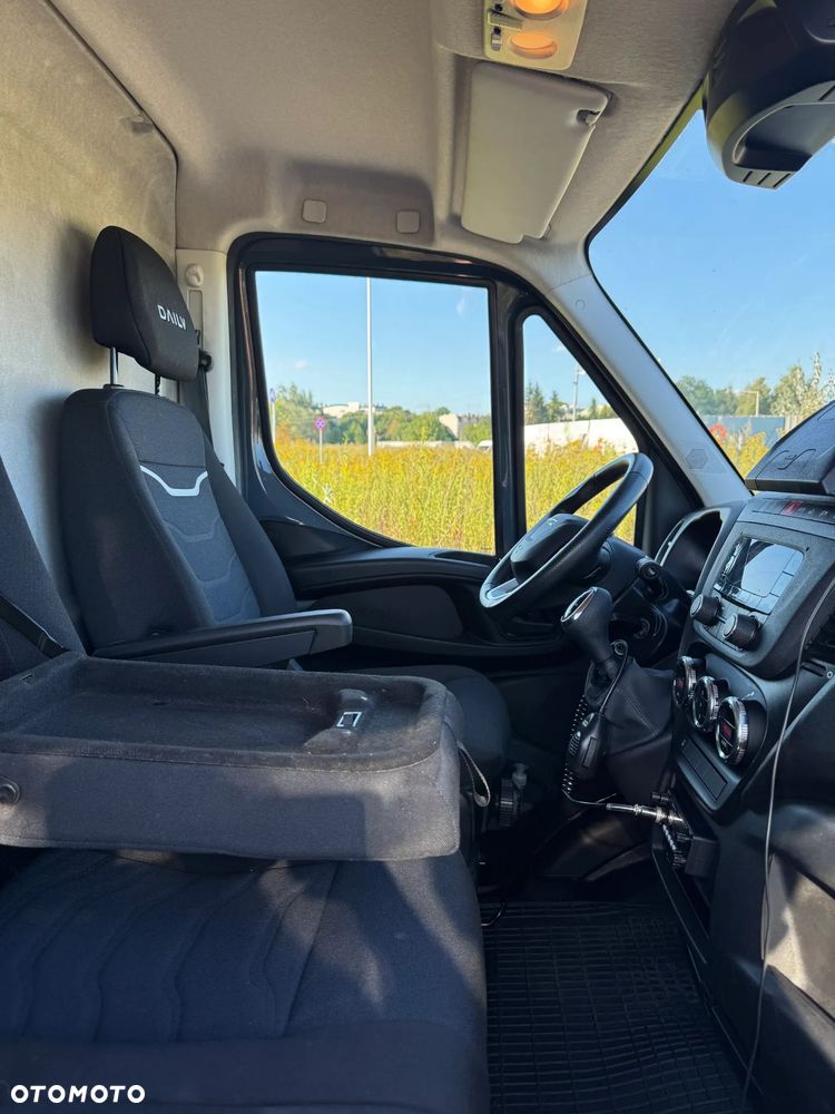 Iveco DAILY 35S18 - 8