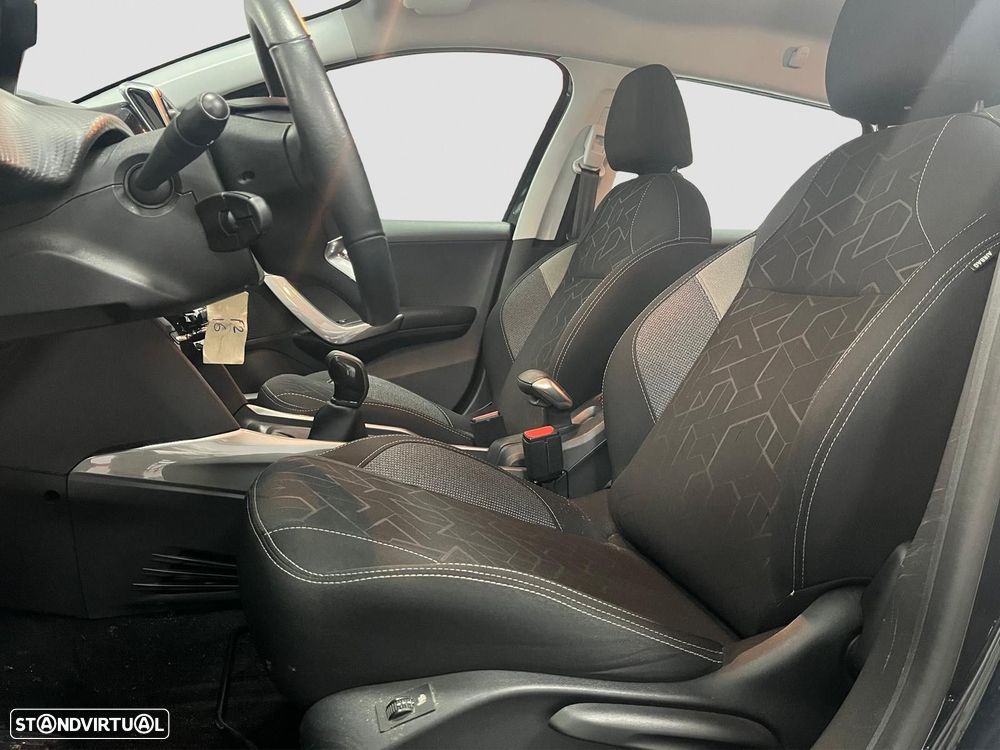 Peugeot 2008 1.2 PureTech Access - 8