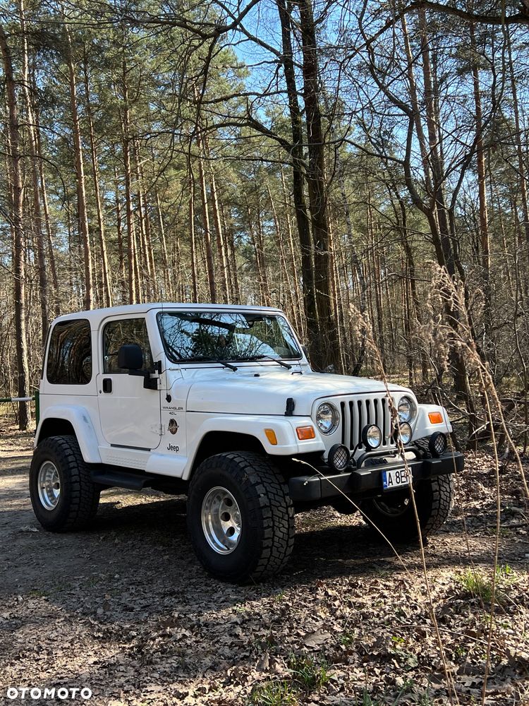 Jeep Wrangler - 7