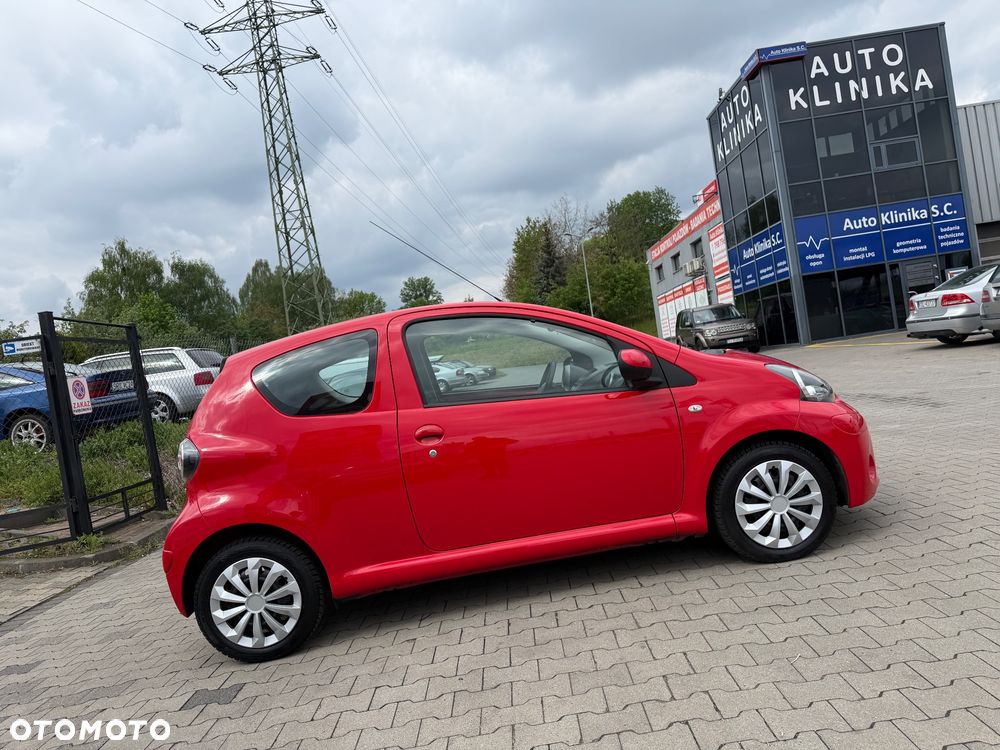 Toyota Aygo 1.0 VVT-i Sol - 24