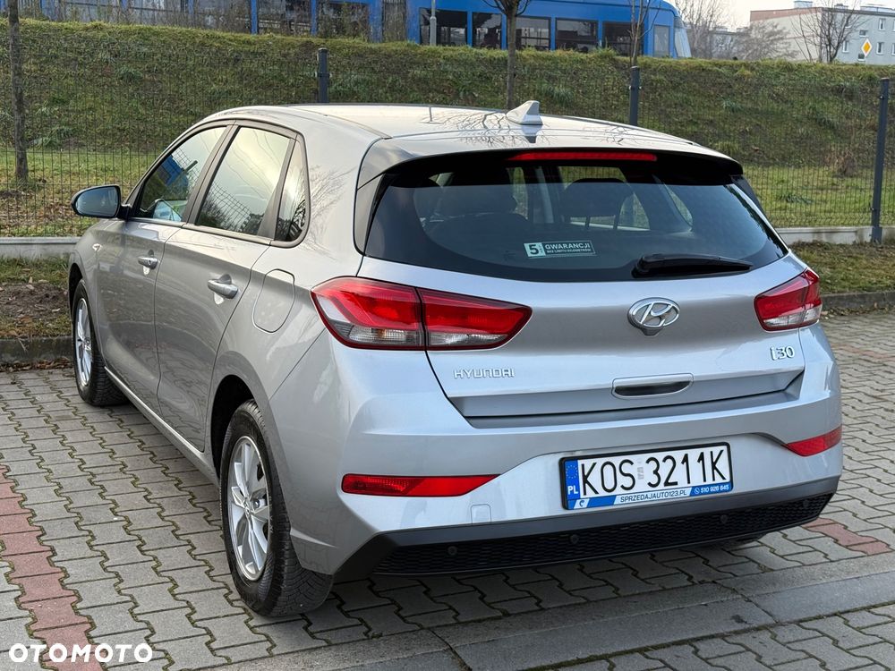 Hyundai i30 1.5 DPI Classic + - 3