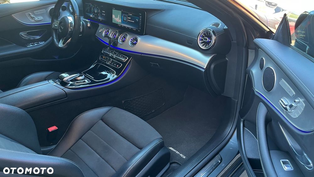 Mercedes-Benz Klasa E 300 d 9G-TRONIC - 23