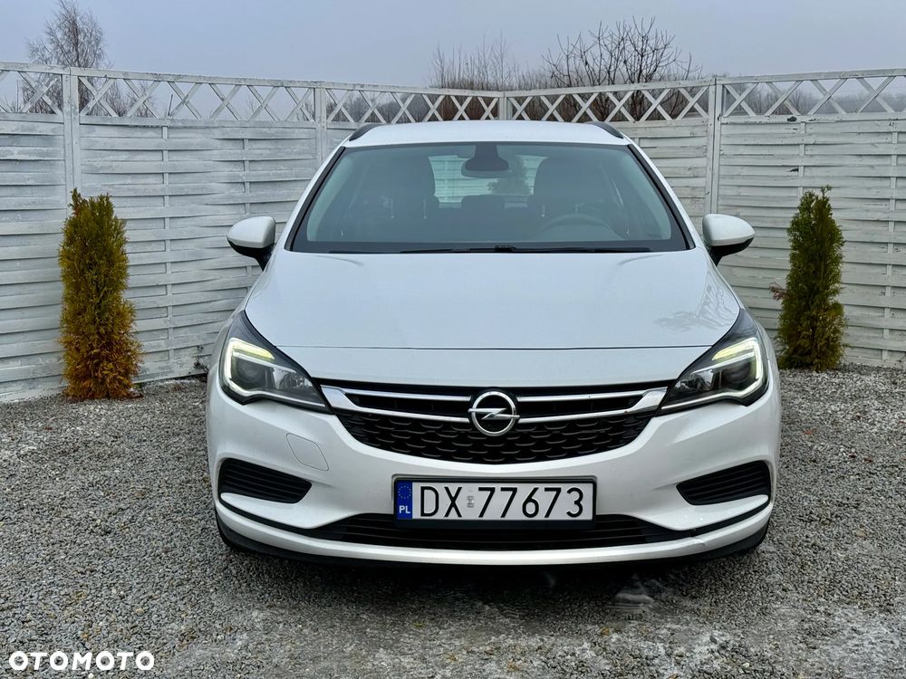 Opel Astra 1.6 D (CDTI DPF ecoFLEX) Start/Stop Excellence - 17