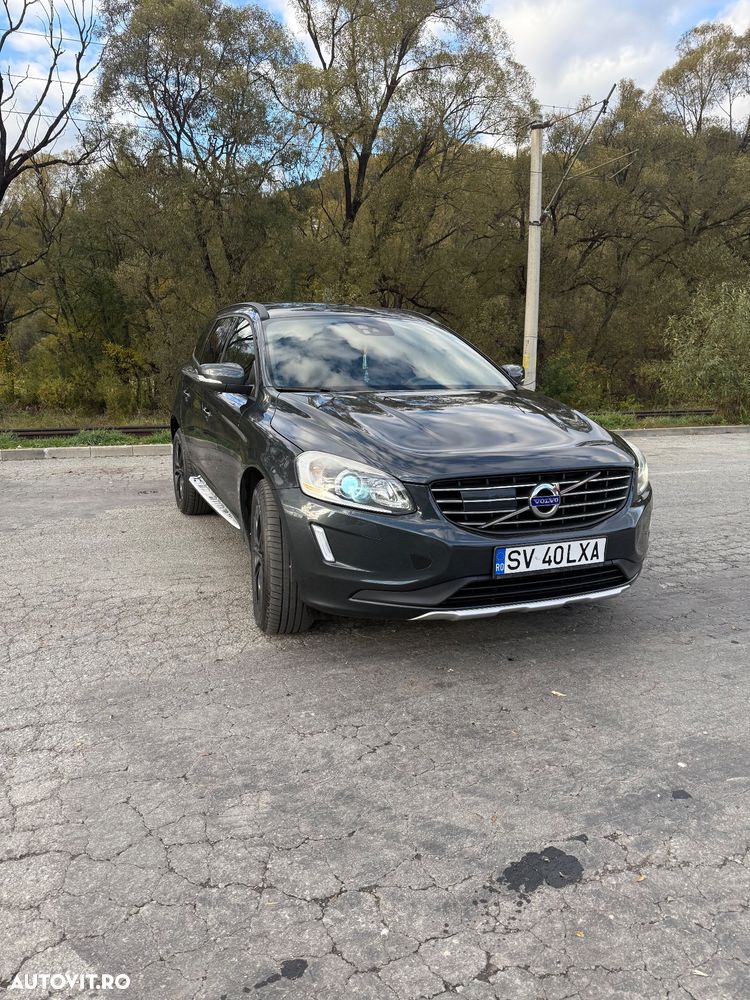 Volvo XC 60 D5 AWD Start-Stop Momentum - 2
