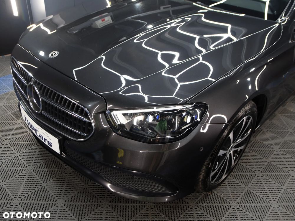 Mercedes-Benz Klasa E 300 de 4Matic 9G-TRONIC - 12