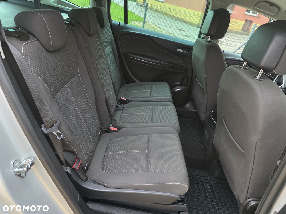 Opel Zafira - 15