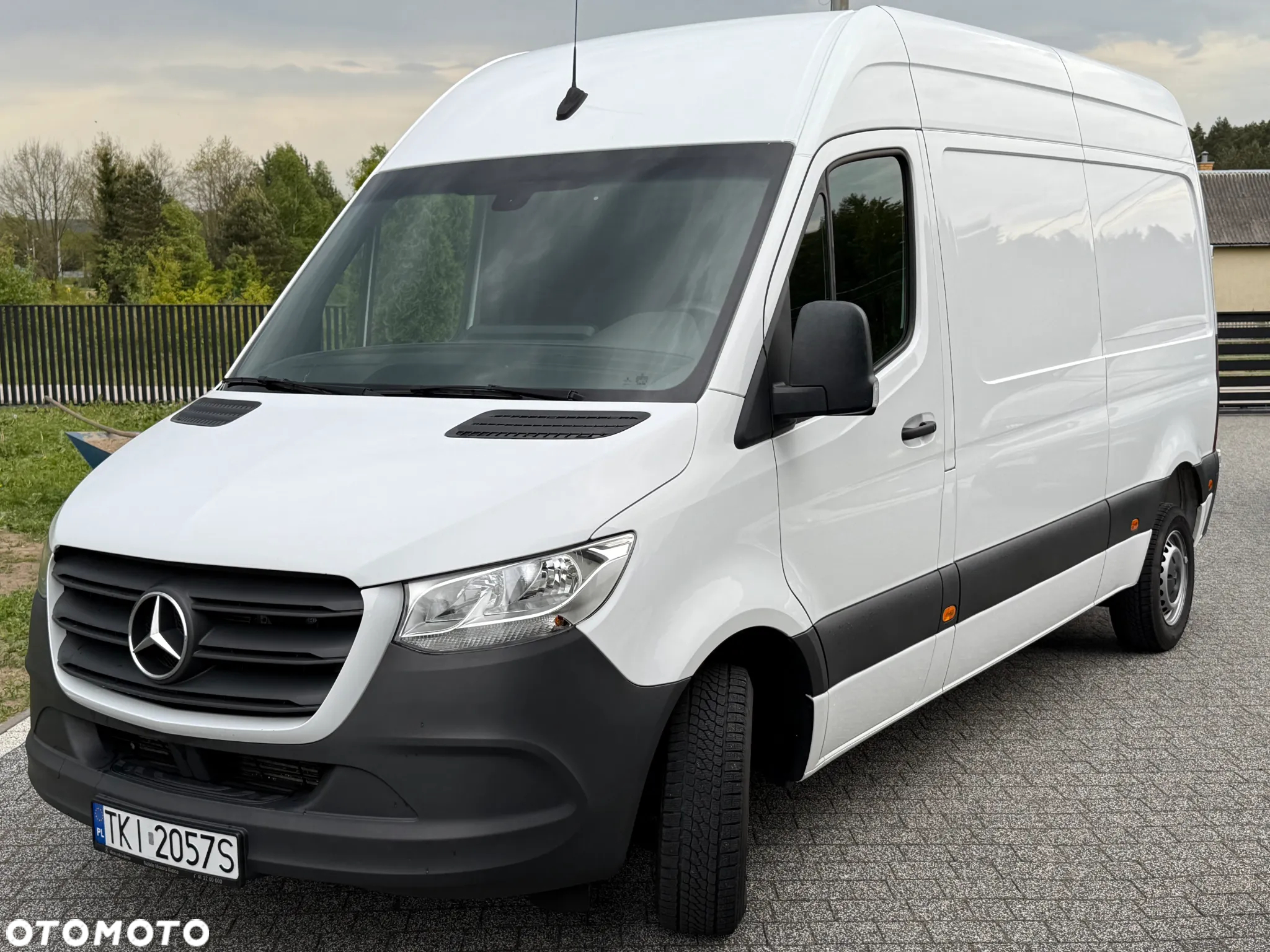 Mercedes-Benz L2H2 SALON PL. 84 tys. km! Stan idealny! - 34