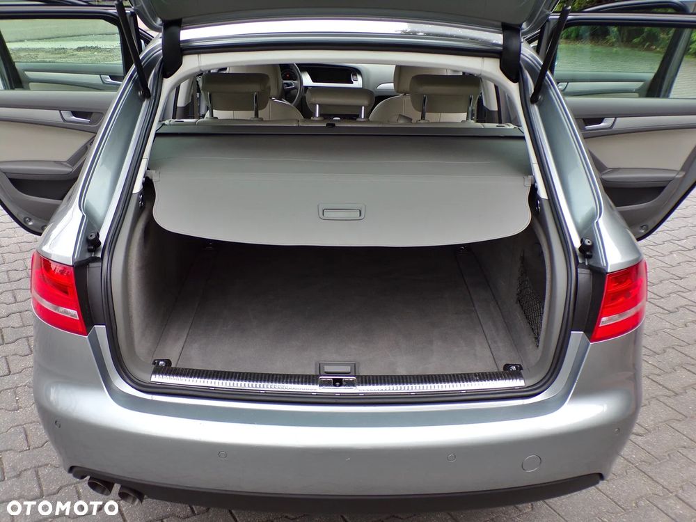 Audi A4 Avant 2.0 TDI DPF Ambiente - 26