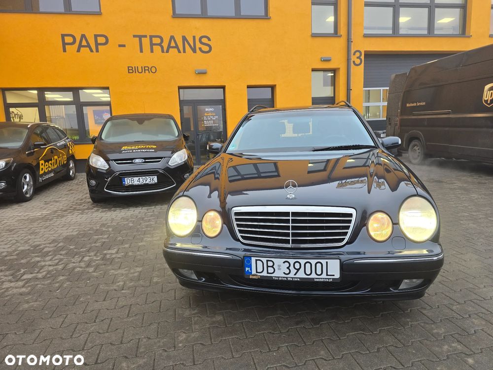 Mercedes-Benz Klasa E - 8