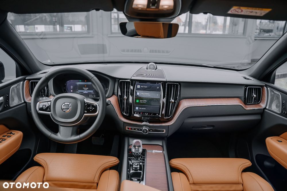 Volvo XC 60 T8 Plug-In Hybrid AWD Ultimate Dark - 25