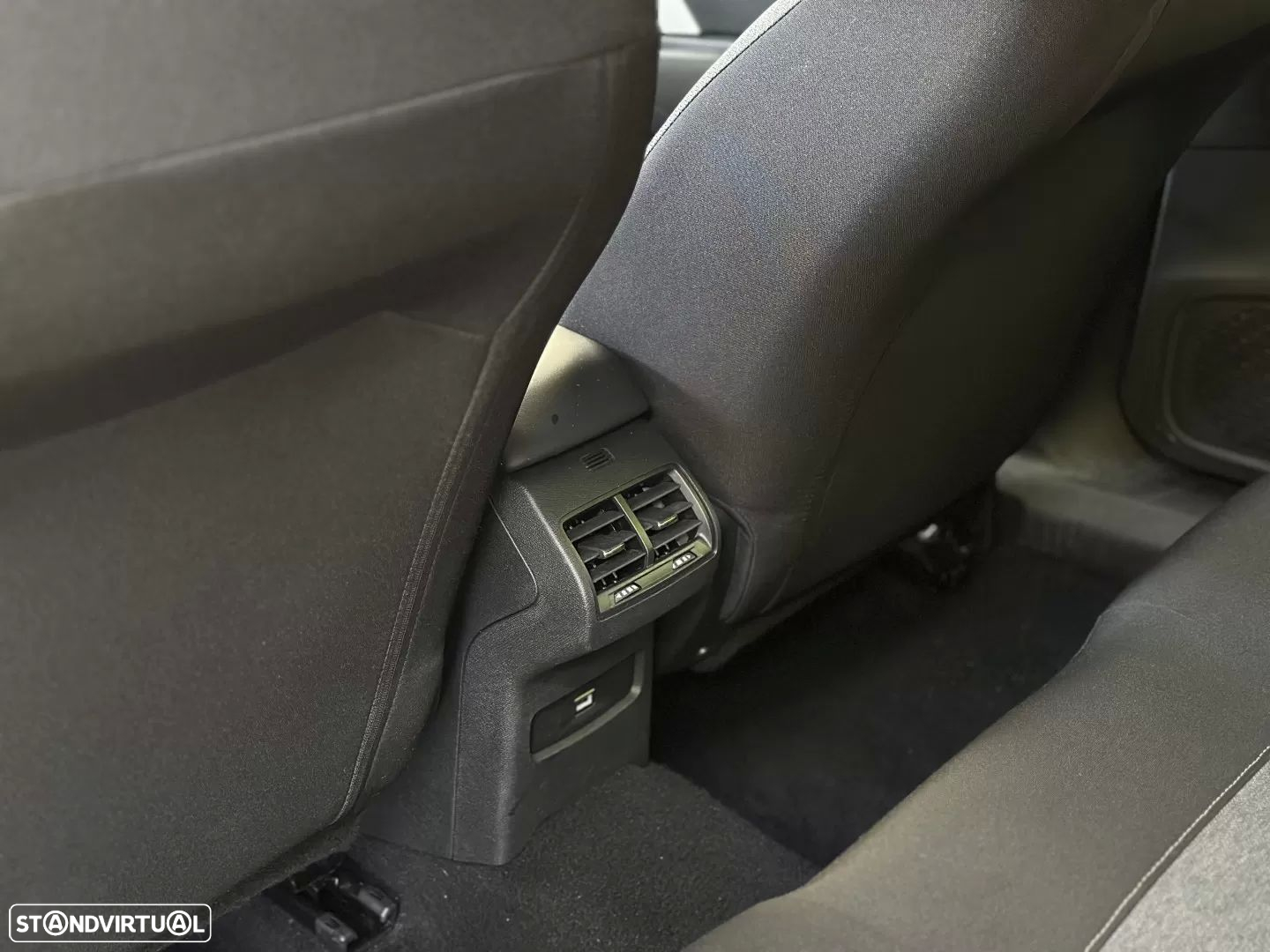 Citroën C4 1.2 PureTech Feel - 13